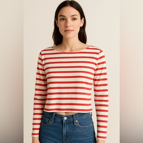 J. Crew Tops - JCREW Red and White Striped Women's Top long sleeve cropped fit S